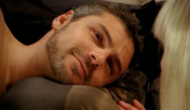 [jonny%20pasvolsky%20-%20satisfaction1.jpg]
