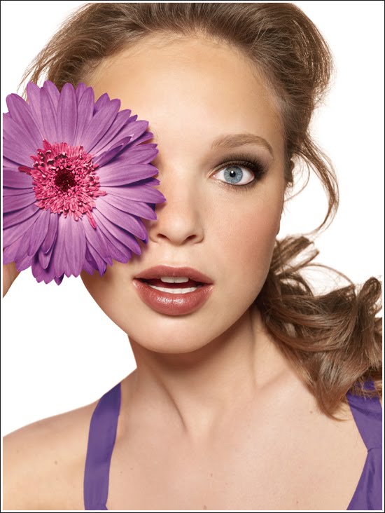 Clinique bigger, brighter eyes in an instant collection for fall 2010 Clinique Bigger, Brighter Eyes in an Instant Collection for Fall 2010