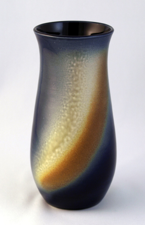 [Blue+gold+ash+vase2+96.jpg]