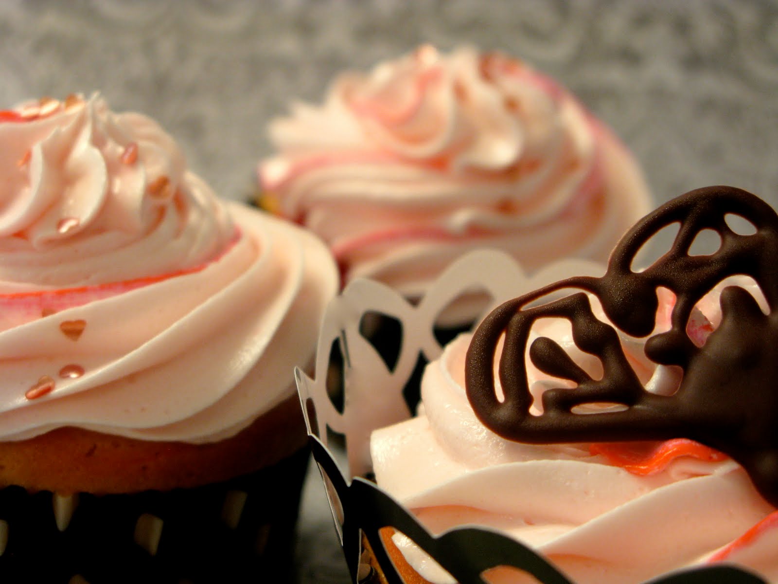 Pink Champagne Cupcakes