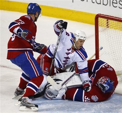 [capt.a82b7af6f8ab4247a1e44a55e85d78d2.rangers_canadiens_hockey_pch101.jpg]