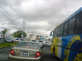 OBSTRUCCION VIAL PROVOCADA POR FIESTA DE LOS TORRES LANDA