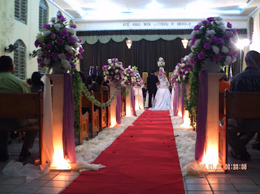 DECORAÇÃO DA IGREJA DO CASAMENTO DE EDVANILSON E MARINETE