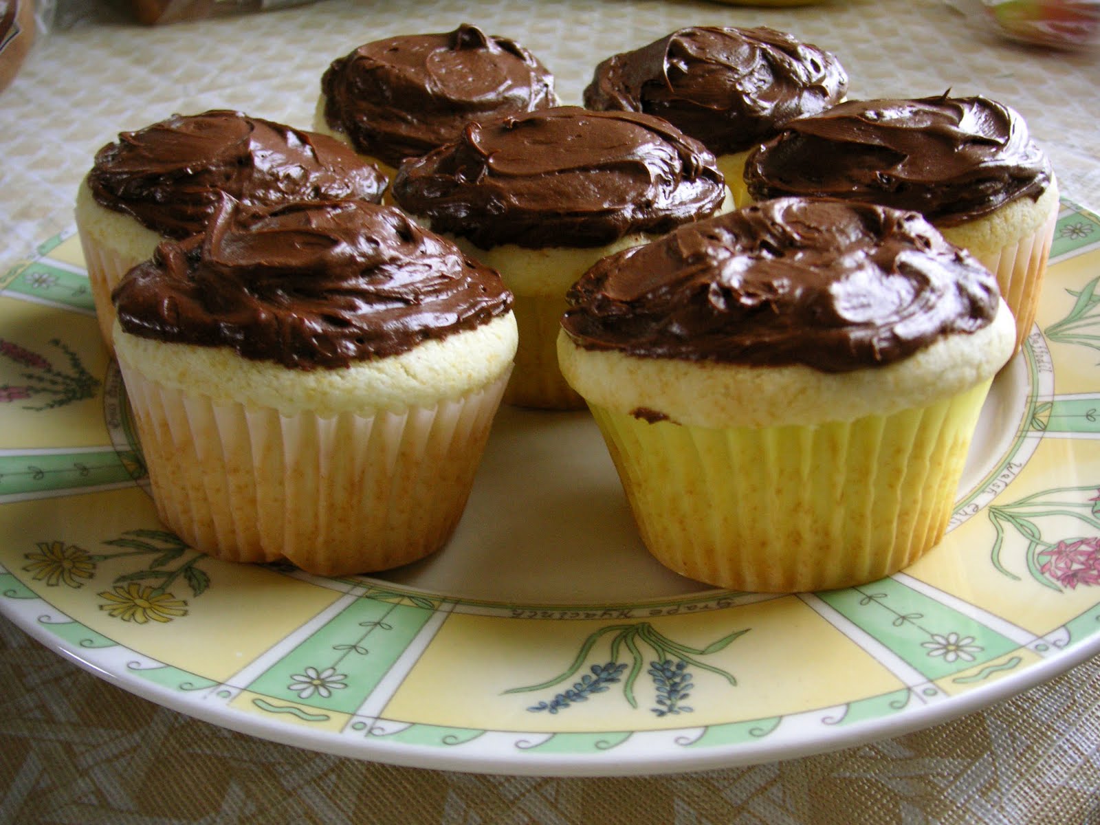 Tart Thoughts from a sweet baker White Cupcakes with