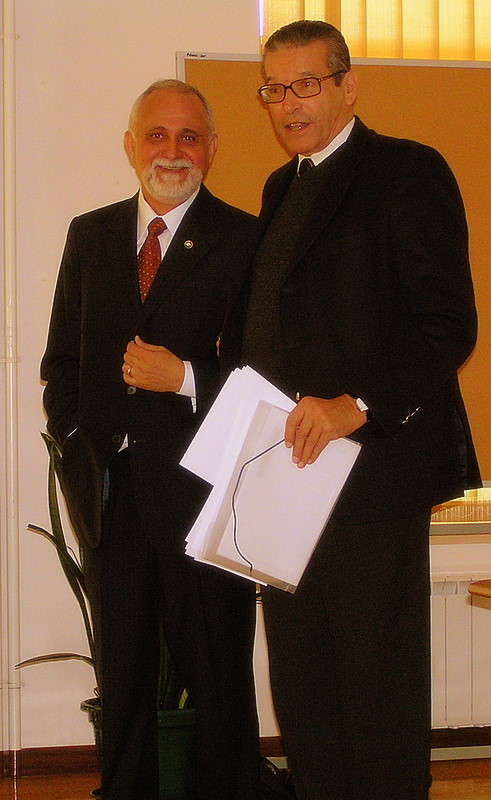 [P1010041.JPG]