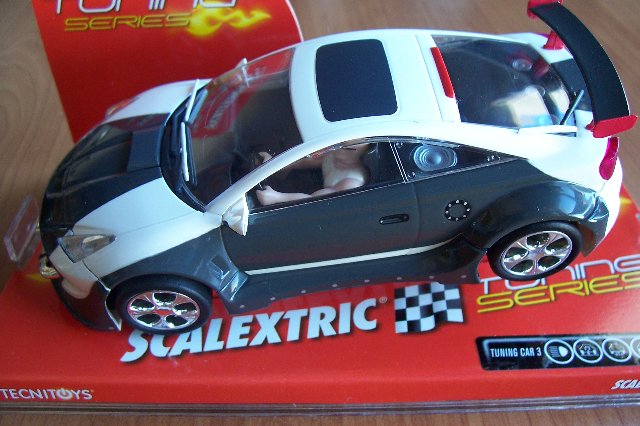 [novedad+003_640x426.jpg]