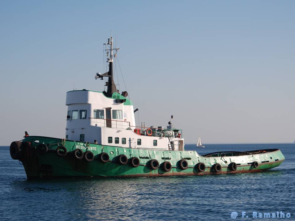 [RESISTENTE_1_BLOG.JPG]