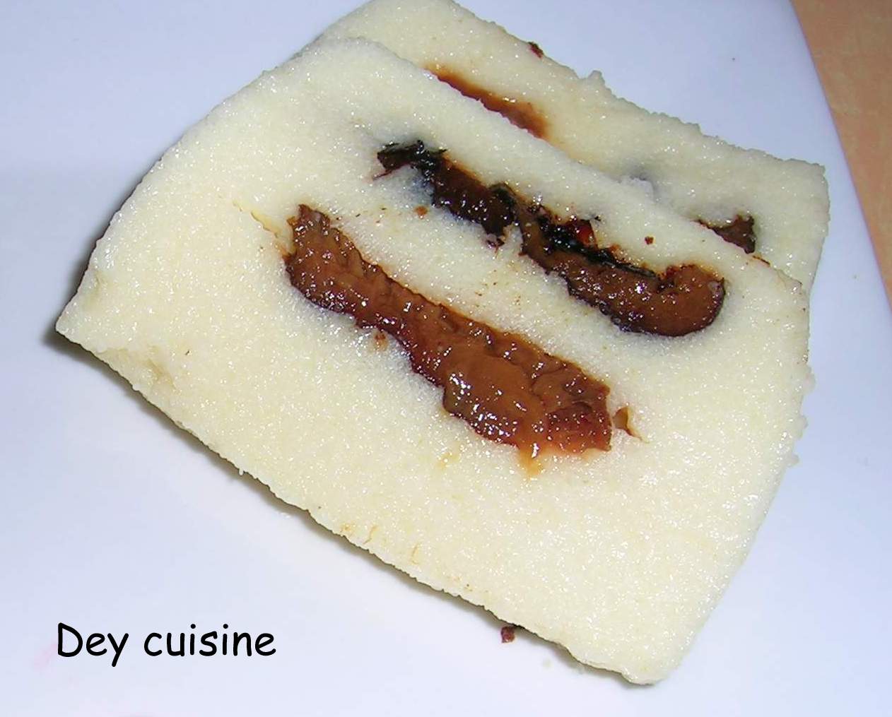 [gateau+semoule+pruneaux.jpg]