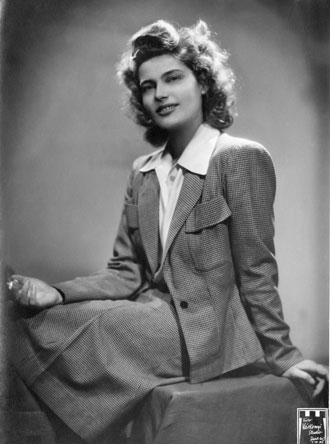 Katalin Karady Photos