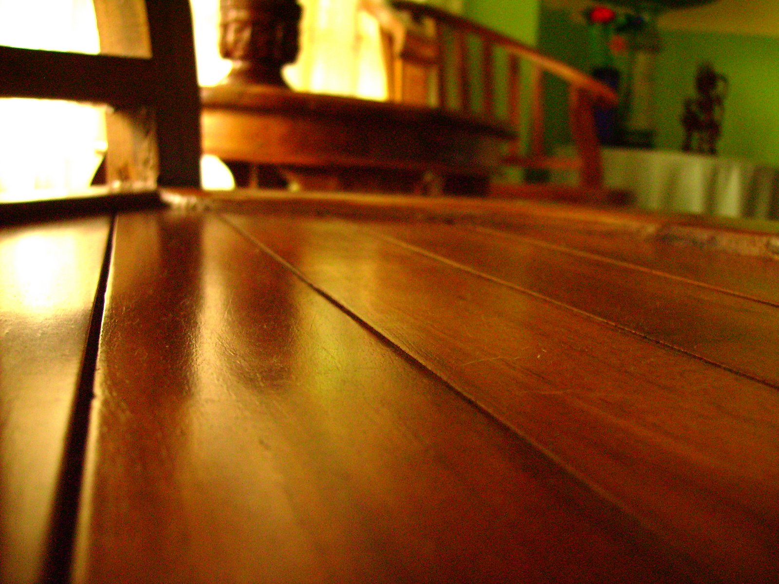 [woodgrain.JPG]