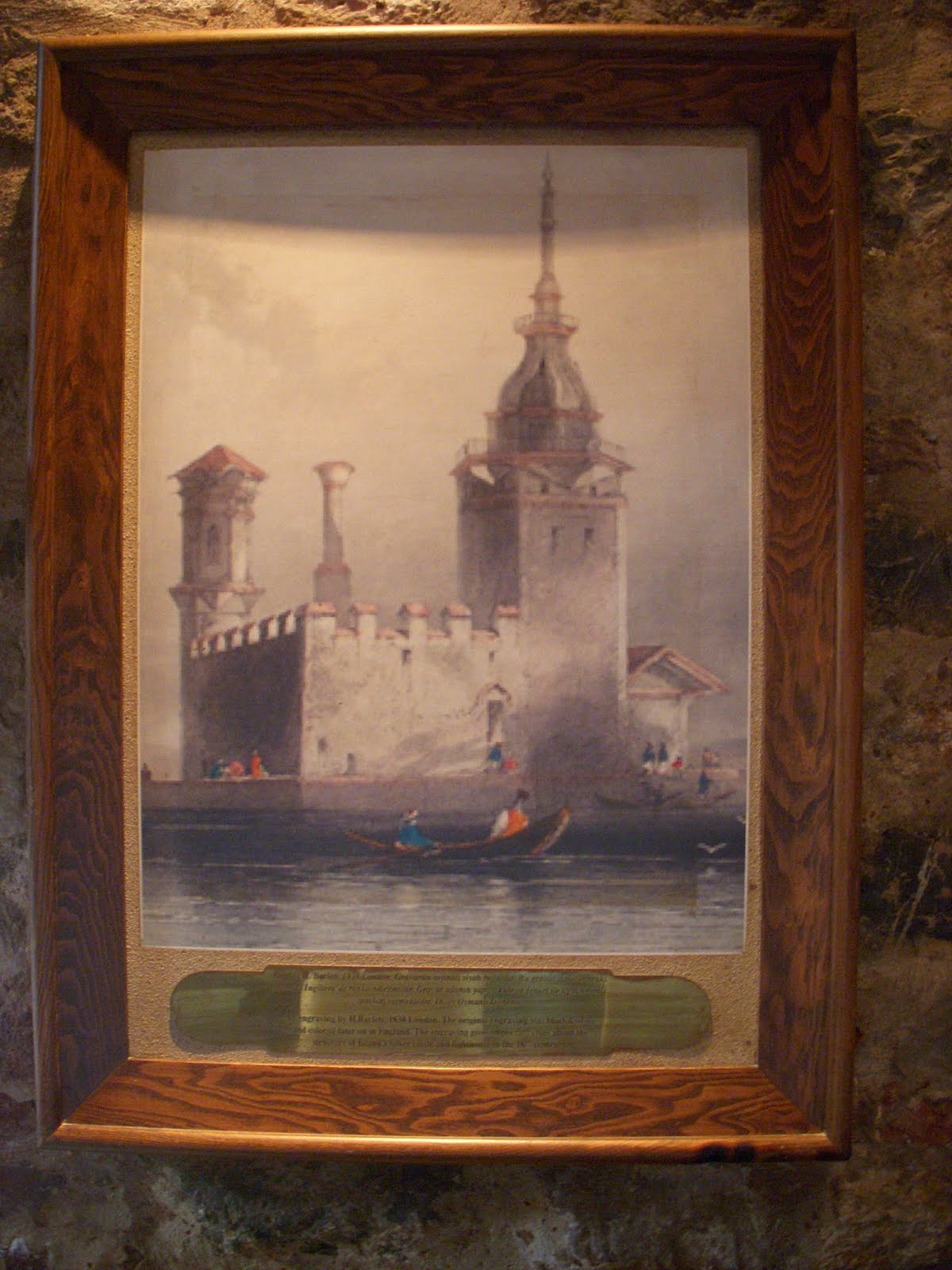 bir dut masali saclarini dagilmasin diye yukariya toplar kiz kulesi