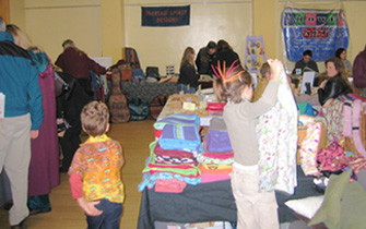 [phinnery+fair-+shoppers+&+sellers2.jpg]