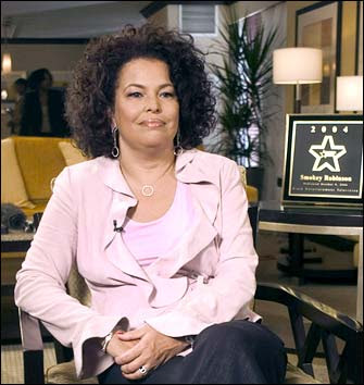 Debra Lee Biography