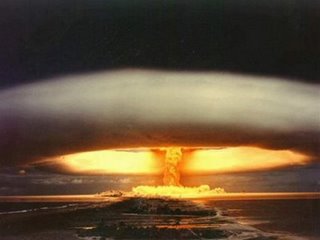 [bomba-atomica-1[1].jpg]