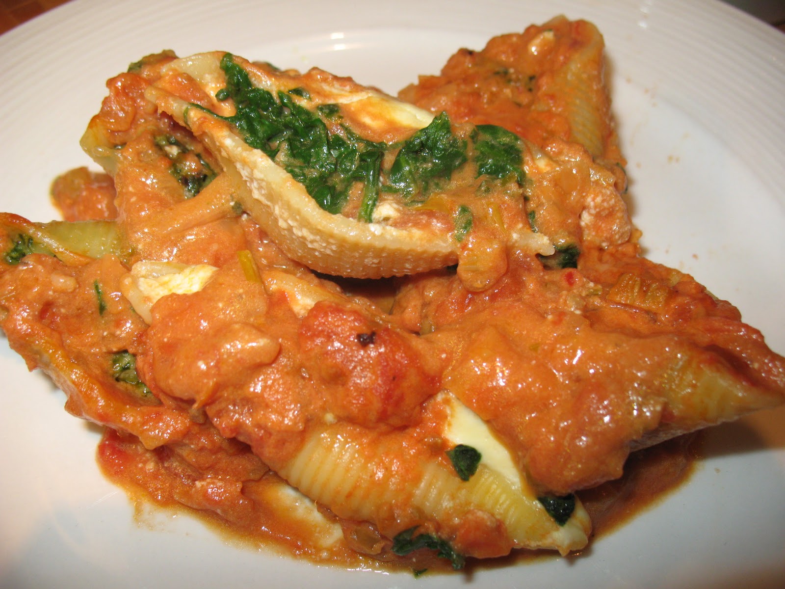 Anna's Table 'To Meat or Not To Meat '...Stuffed Seashell Pasta