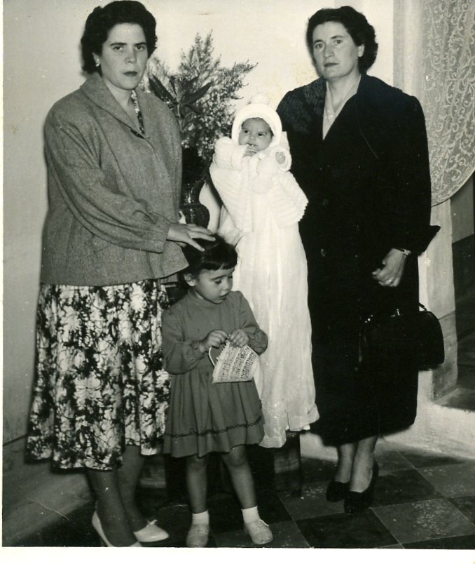 [0027+Iose+Guagnano+(con+figlie)+e+mamma+1959.jpg]