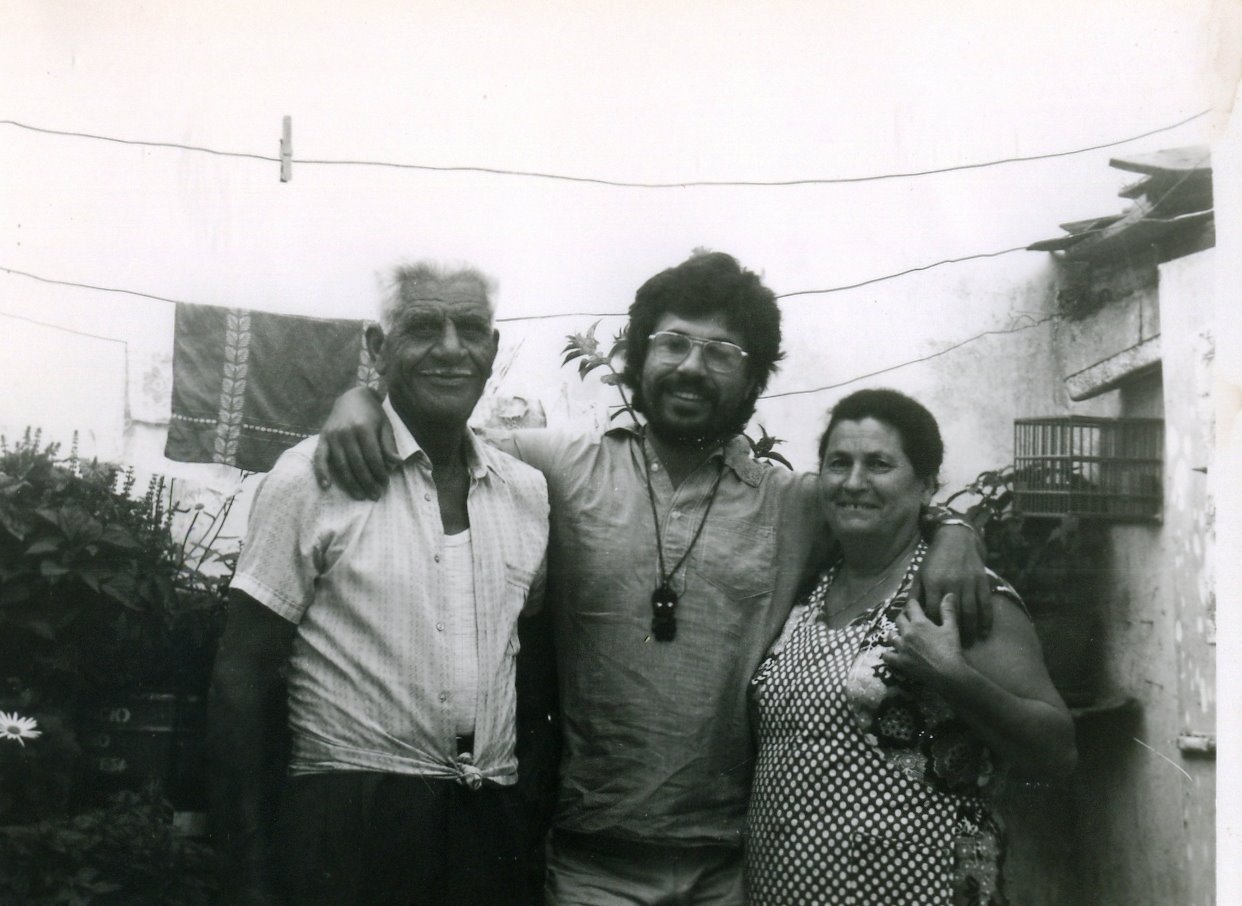 [1982+com+mamma+e+pap.jpg]