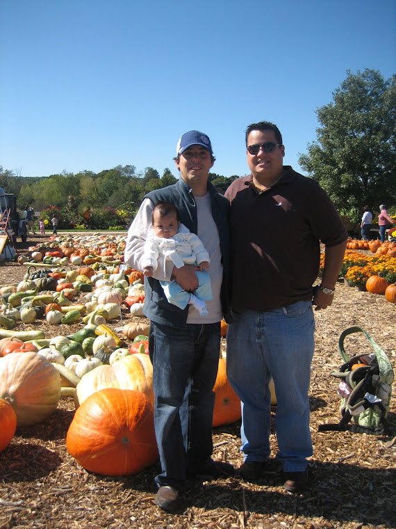 Uncle Licky took us to the pumpkin patch.