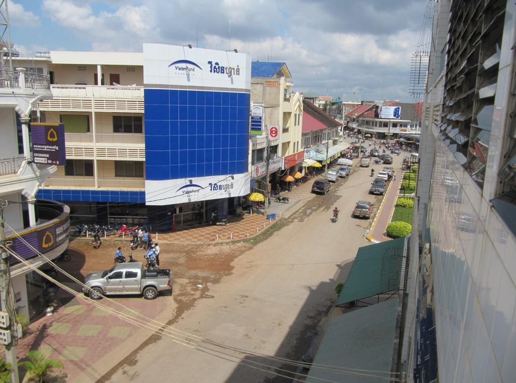 [01_Battambang.JPG]