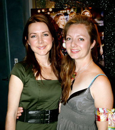 [ali+and+claire.jpg]