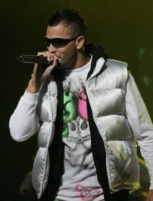 Akon Ft. Jayko - Right Now (Na, Na) [Official Remix]