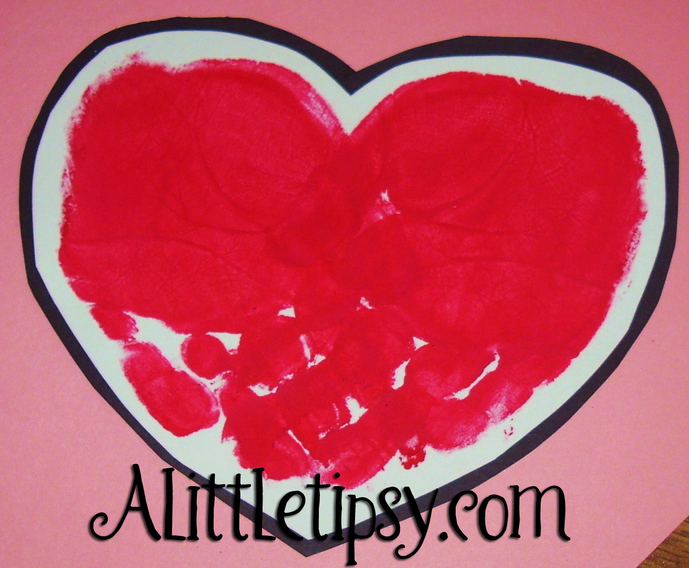 [Kids+Valentine+Handprint+Heart.jpg]