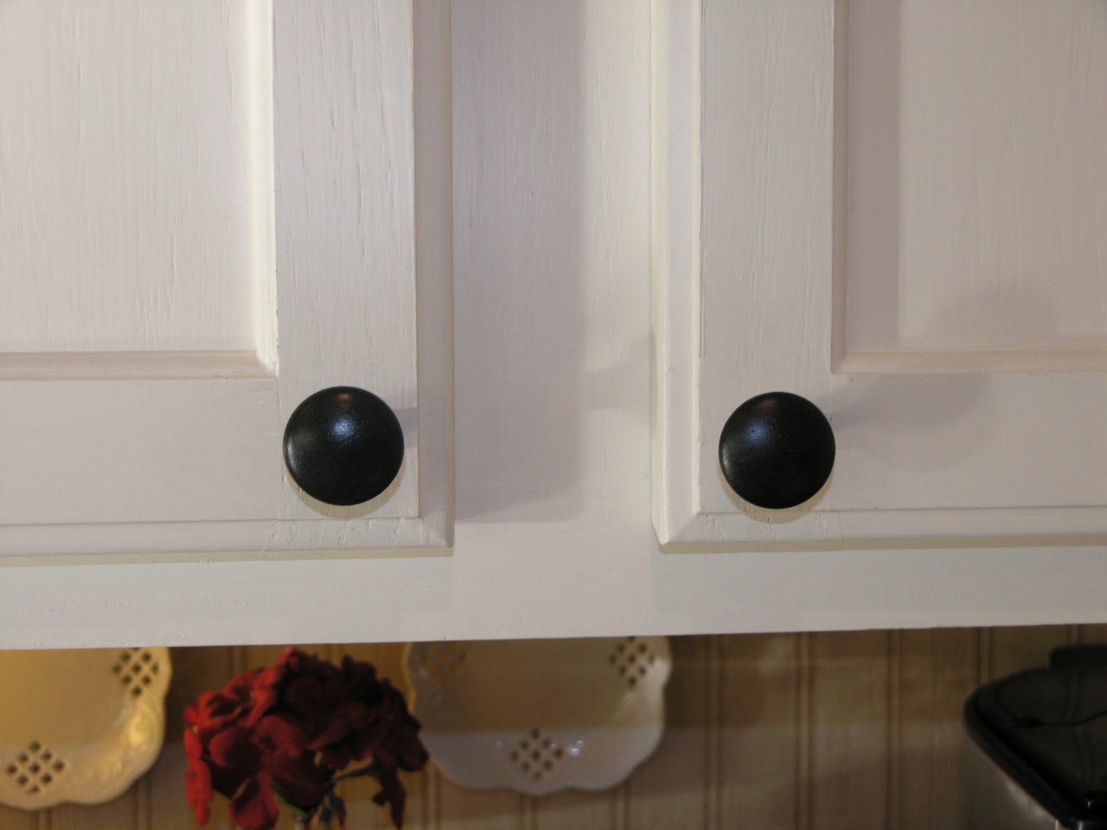 It's A Wannabe Decorator's Life Painting drawer pulls