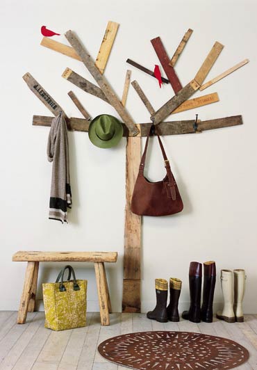 [woodtreehanger.jpg]
