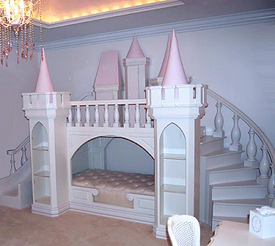  theme bedroom ideas - Princess bed - Disney Princess Furniture