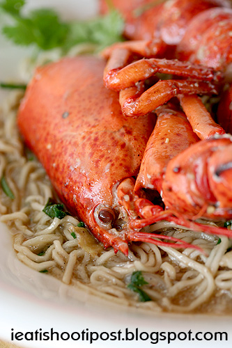 [Lobster+head.jpg]