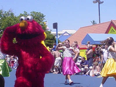 The Teti Production Company: Rock Around The Block Parade @ Sesame Place