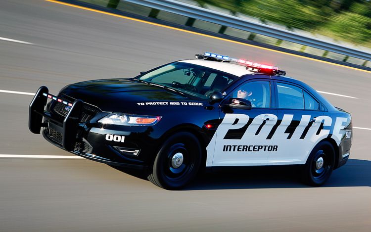 2012-Ford-Taurus-Police-Interceptor-Front-Side-Top-View.jpg