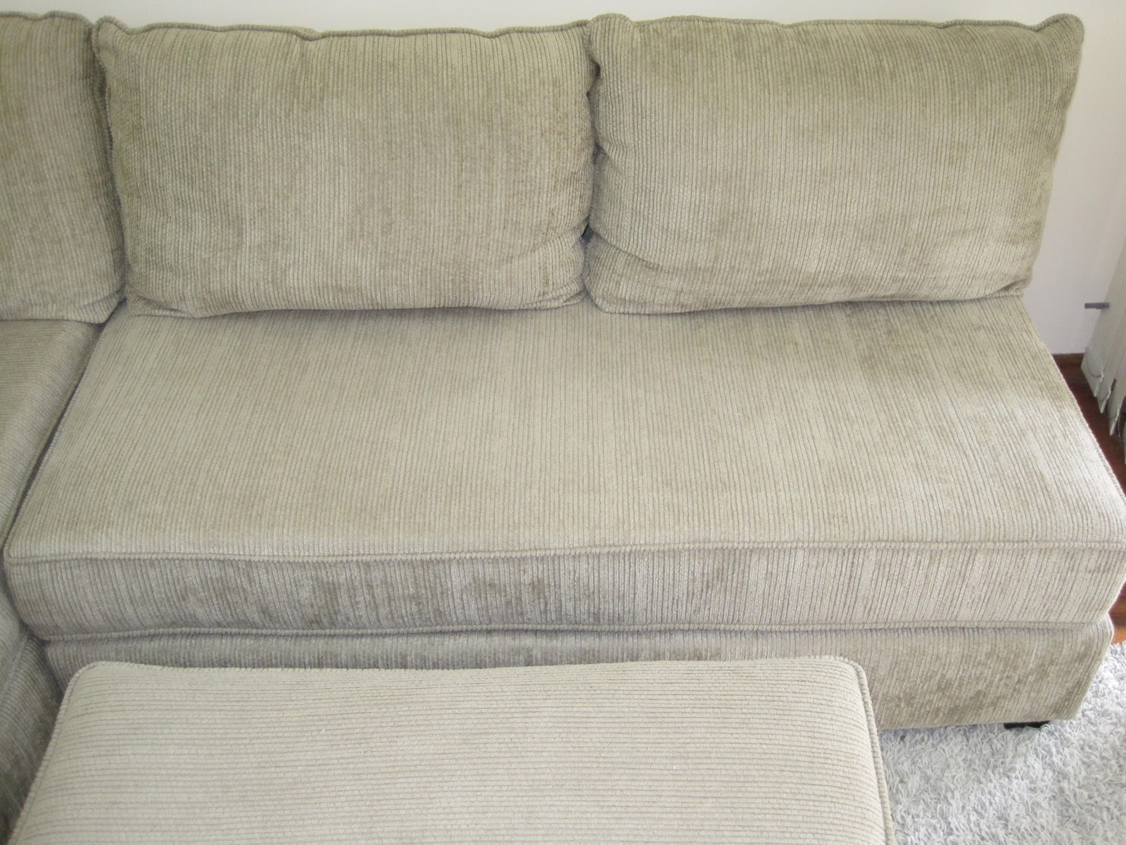 Garage Sale Sofá Plenitude Design ==> VENDIDO!