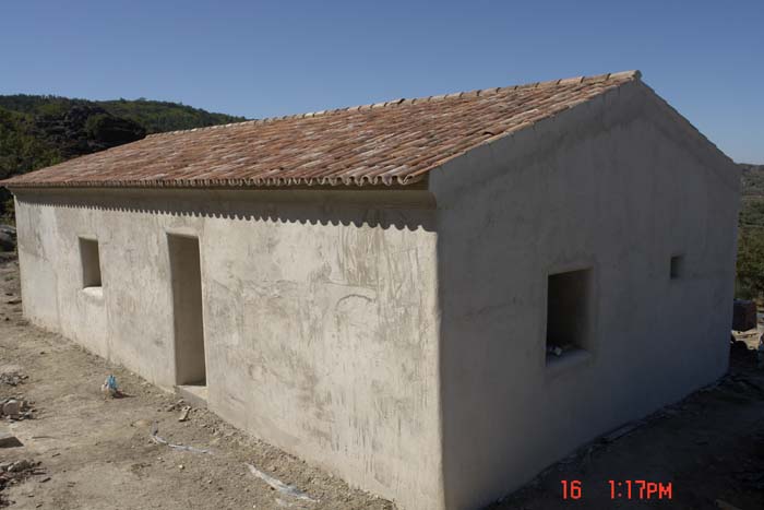 [casa_exterior.jpg]