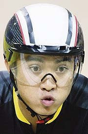 Biodata Azizulhasni Awang
