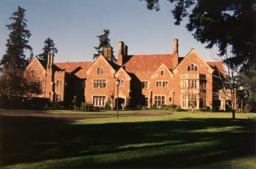 A Connoisseur�s Experiment in Modern Horror Films Rose Red A Connoisseur�s Experiment in Modern Horror Films Rose Red