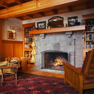 [fireplace.jpg]