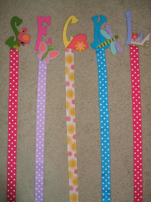 Tiny Tango Couture: Hair bow hangers