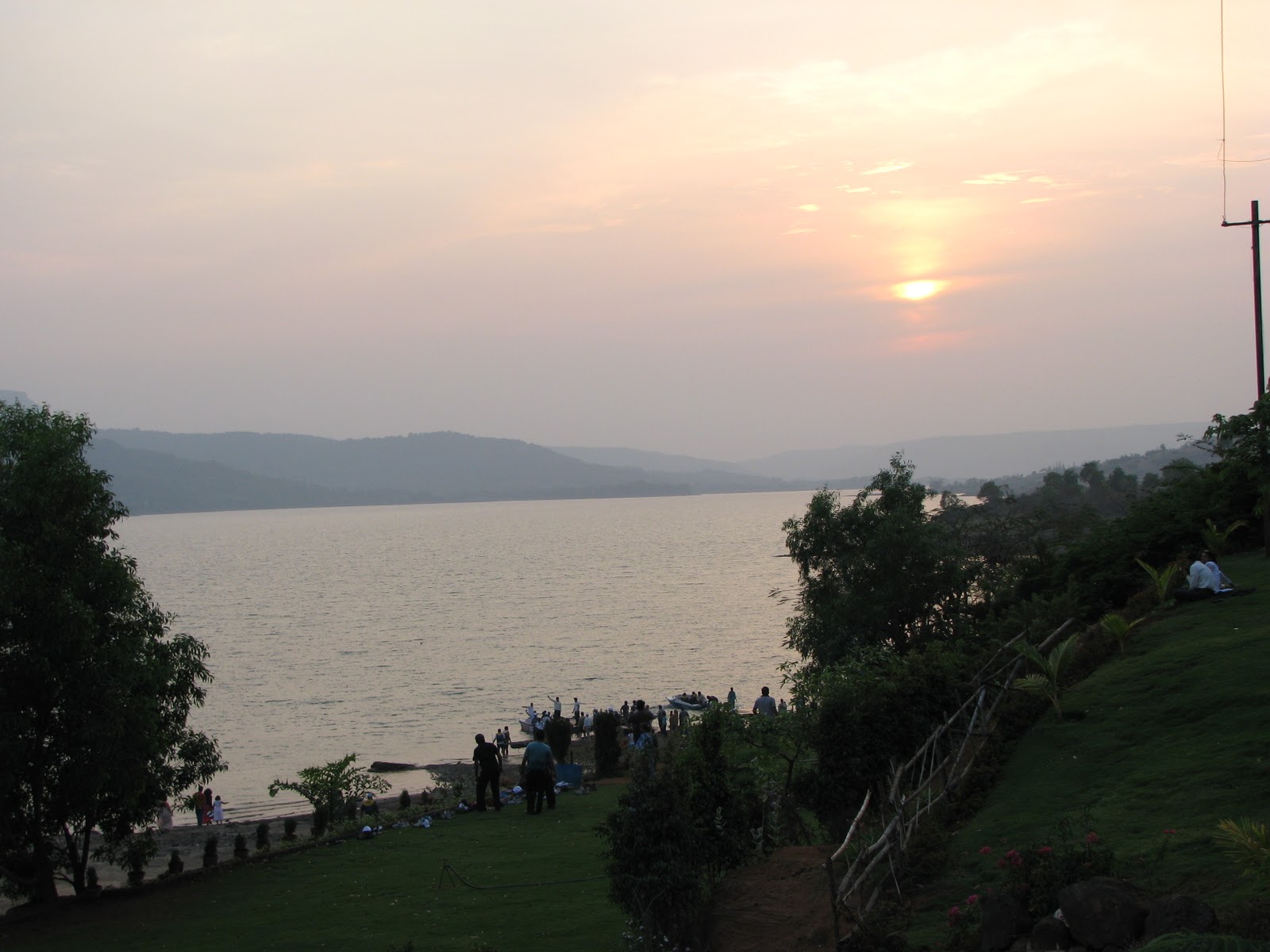 Maharashtra Darshan Pawna Lake Picnic Spot in Lonavala