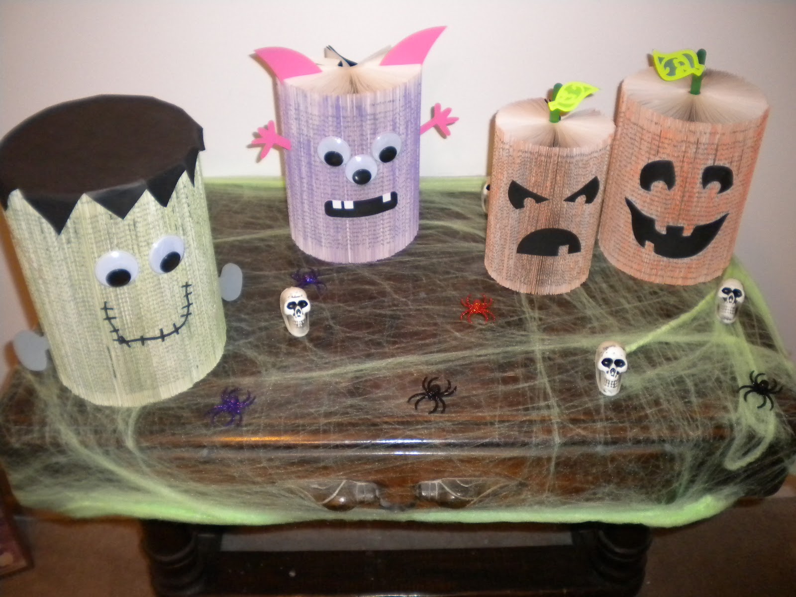 Jean�s Crafty Corner Day 4 of Halloween Crafts Paperback Monsters