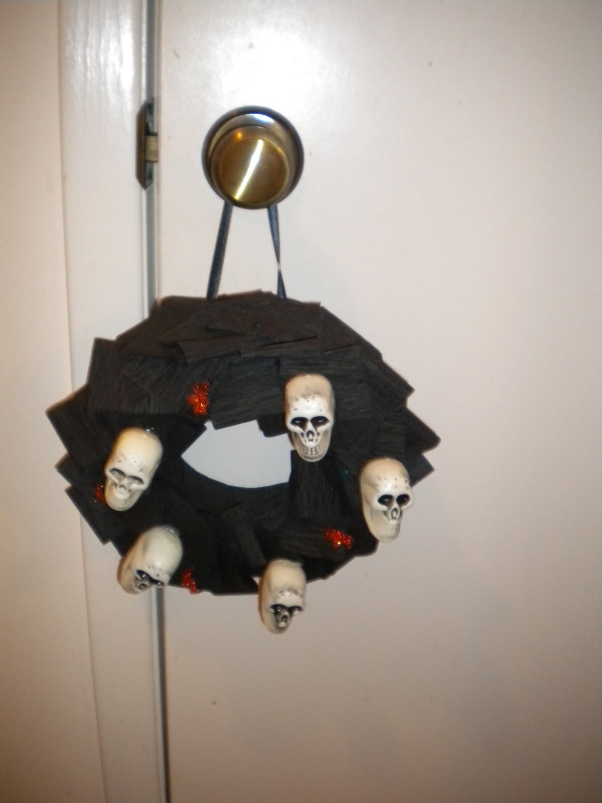 Jean's Crafty Corner Day 21 of Halloween Projects Crepe Paper Wreath