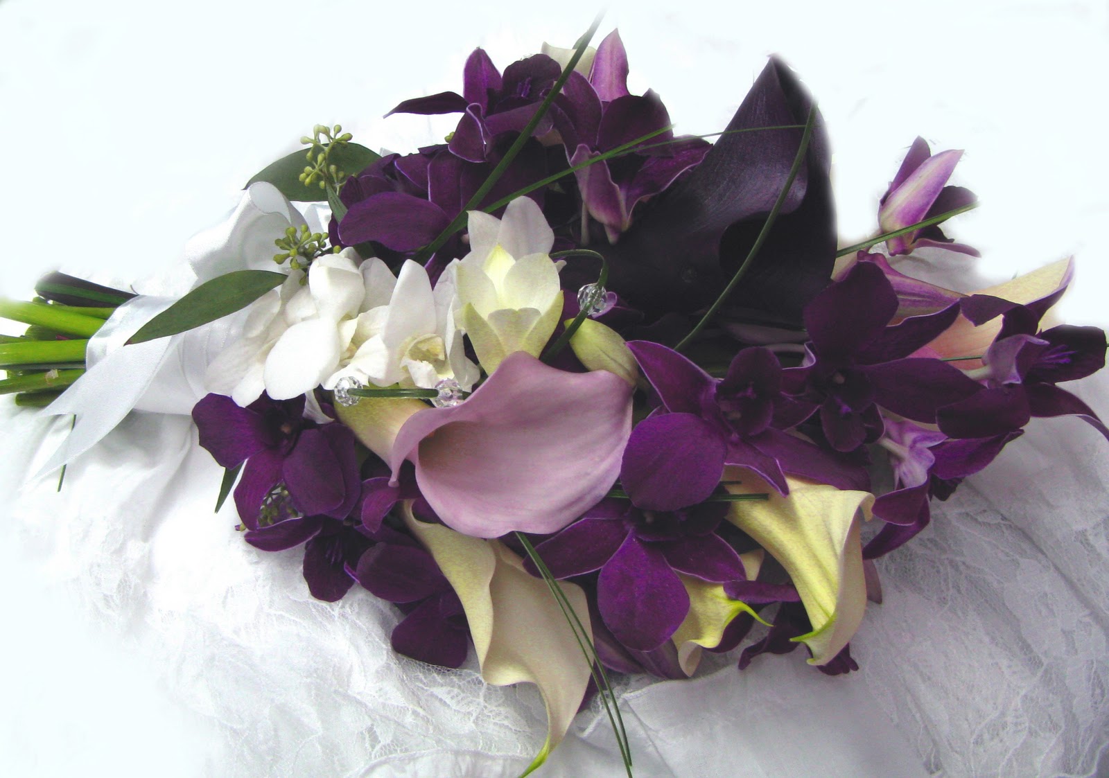 Earth Blossoms Flowers Simple and Elegant Wedding on Long Island Sound