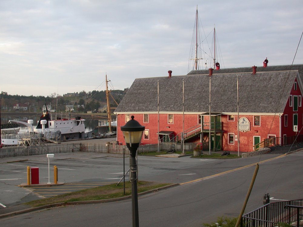 [lunenburg2.jpg]