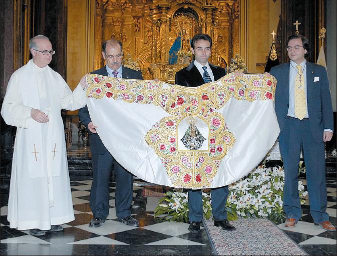 [Ponce+Virgen+de+la+Capilla.jpg]