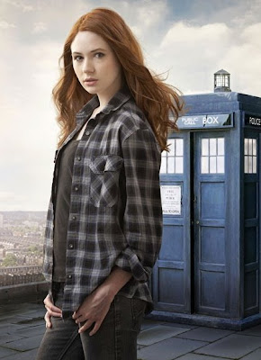http://3.bp.blogspot.com/_IoU3bEFUwWc/SmByUj6OjLI/AAAAAAAAF3g/FTUw4vDE_NU/s400/KAREN+GILLIAN+3.jpg