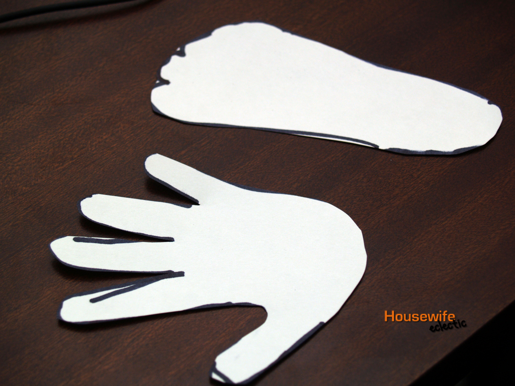 Canvas and Fabric Hand Print Turkey Tutorial Housewife Eclectic