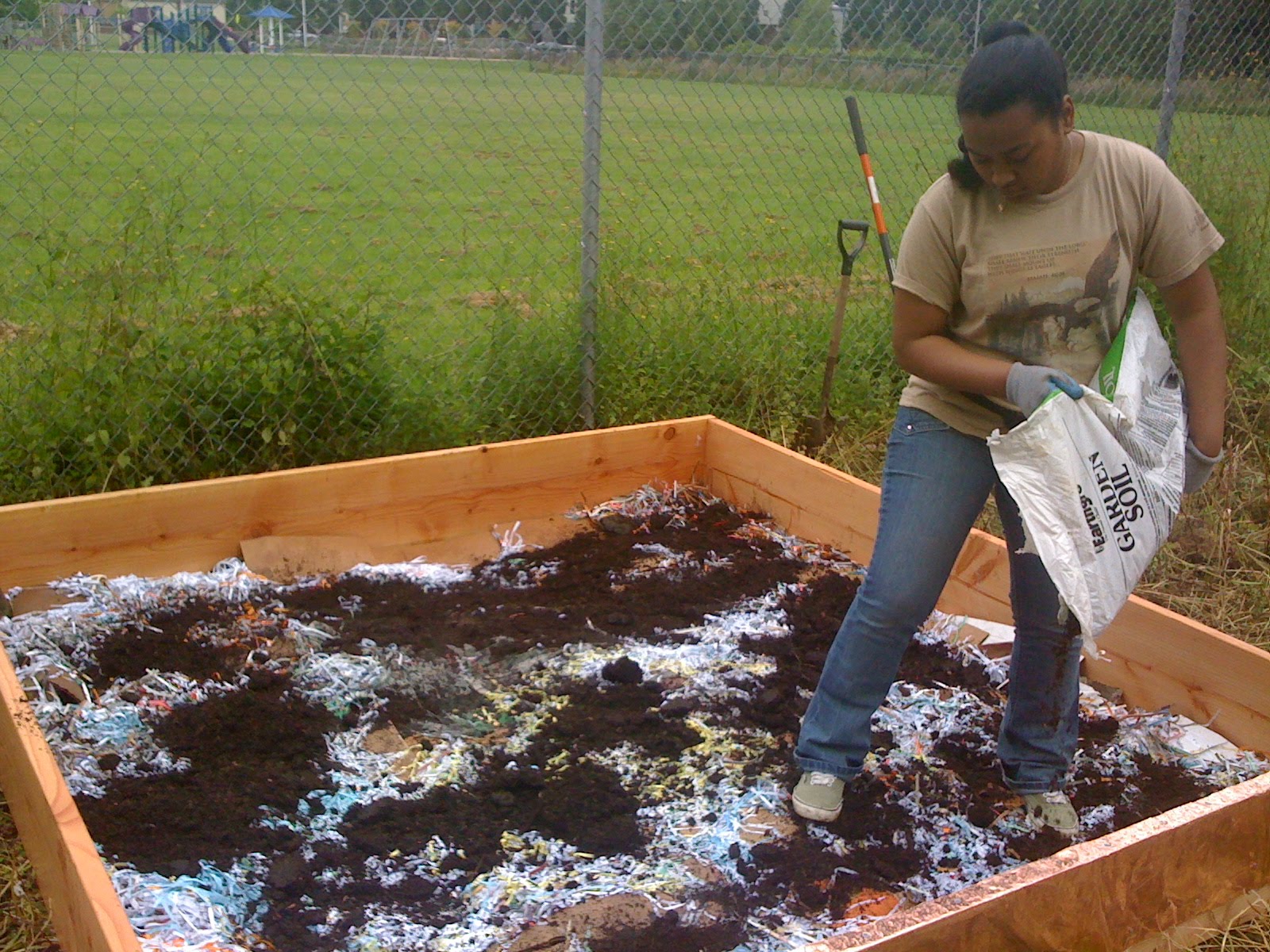 A Craftacopia: Lasagna Gardening 101