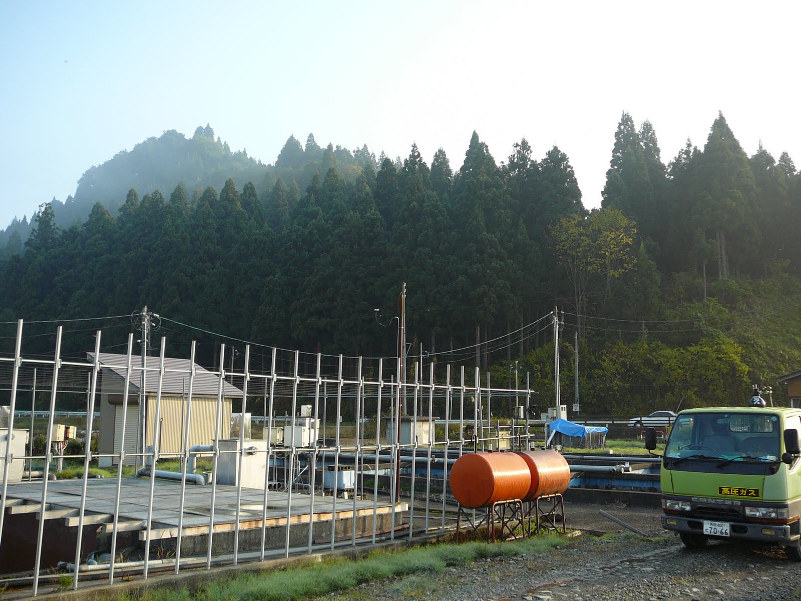 [buitenvijver+hirasawa1.JPG]