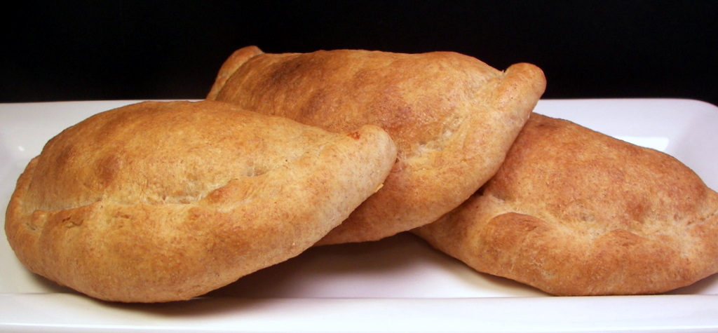 [GoatCheeseCalzone-1.jpg]