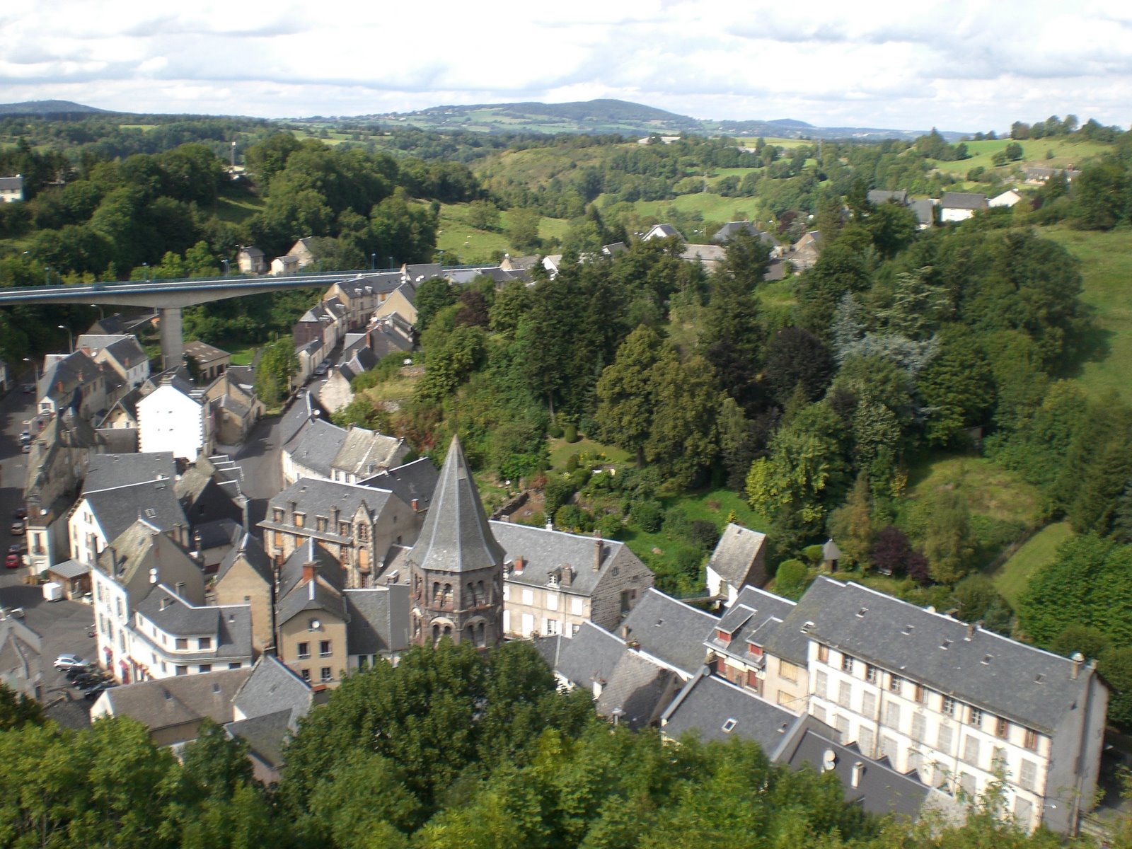En Auvergne! Rochefort Montagne.